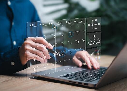 Finds content automatically-min