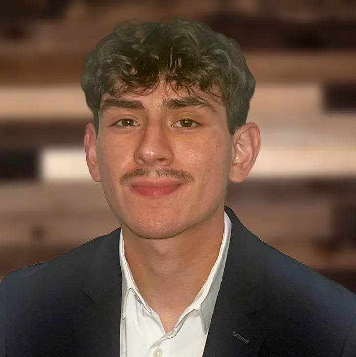 Headshot of Ricky Pedraza