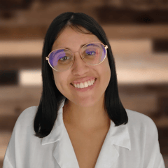 Headshot of Virginia Miño