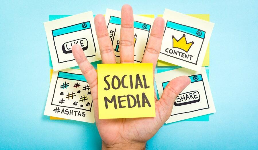 social media post it notes